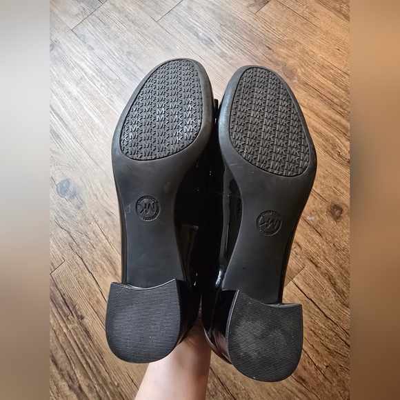 Michael Kors Black Patent Leather Heels - Picture 4 of 6